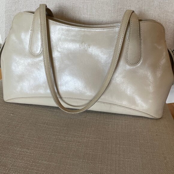 Cream Leather Monsac Handbag - Picture 4 of 8